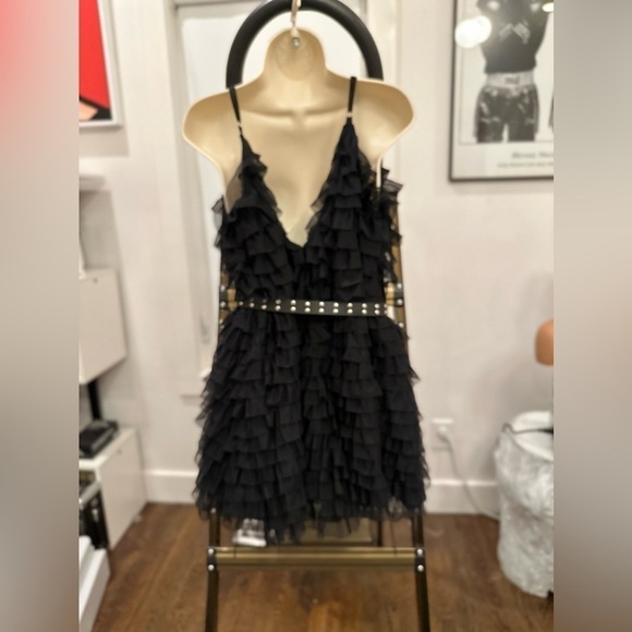 AKIRA CRAZY FOR YOU BELTED TIERED TULLE MINI DRESS IN BLK NWT LARGE - Picture 4 of 7
